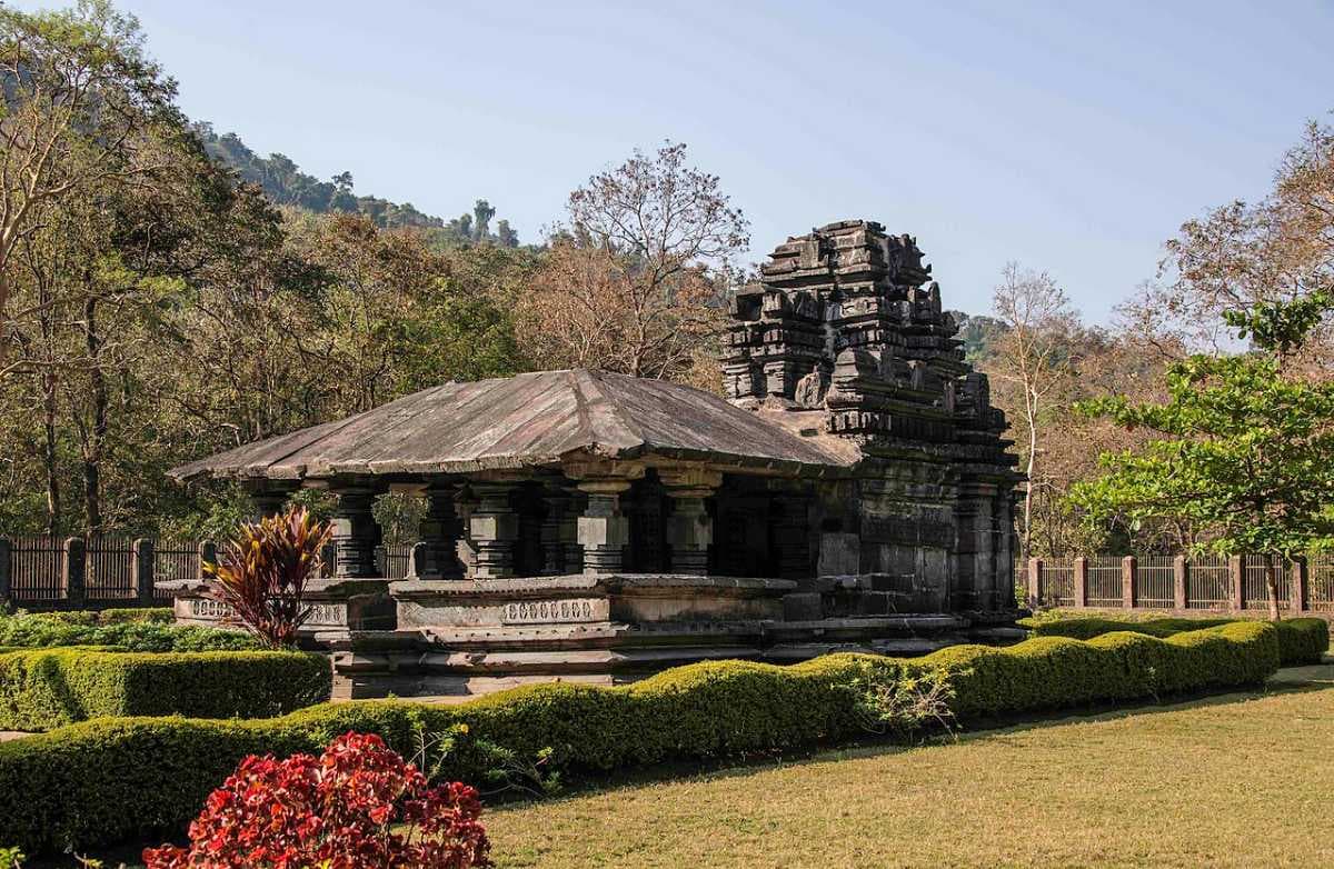 Tambdi Surla Mahadev Temple