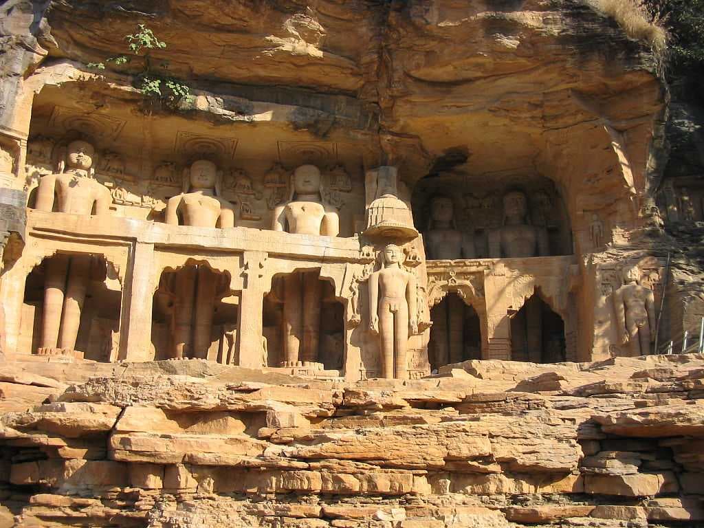 Rock cut images of the Tirthankaras.