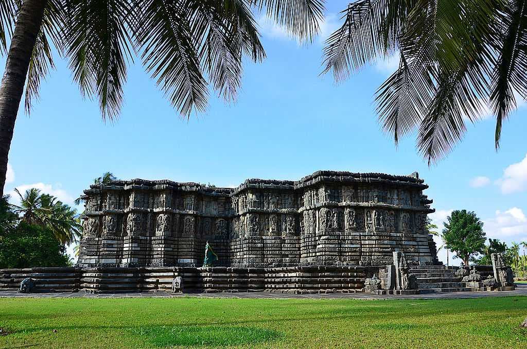 Kedareshwara Temple travel image
