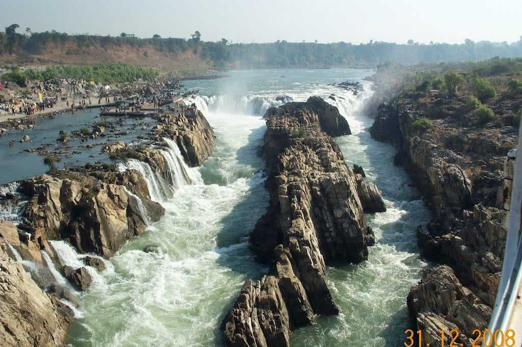 Dhuandhar Falls