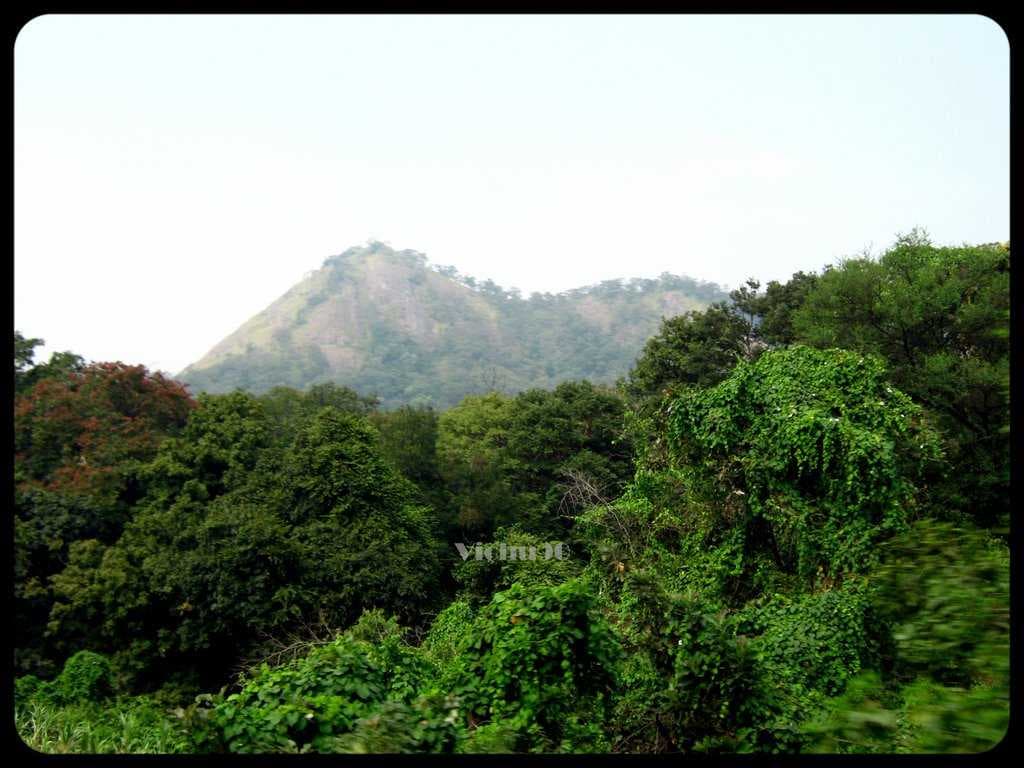Chambra Peak