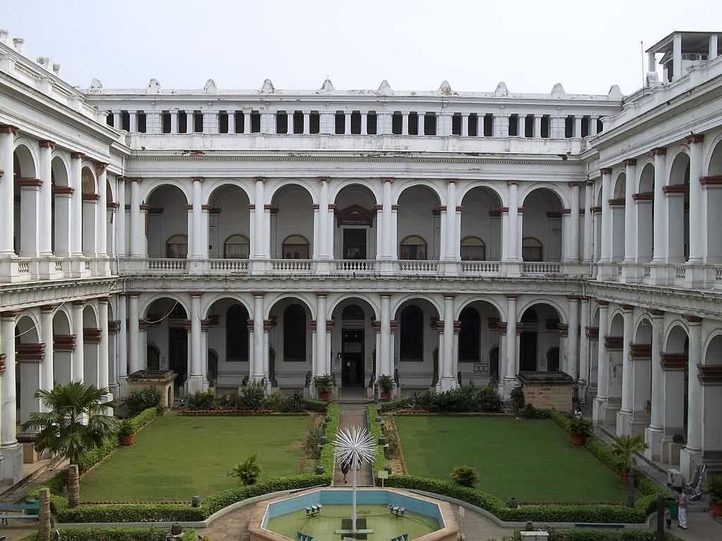 Indian Museum, ancient museum houses the collection of rare and precious antiques