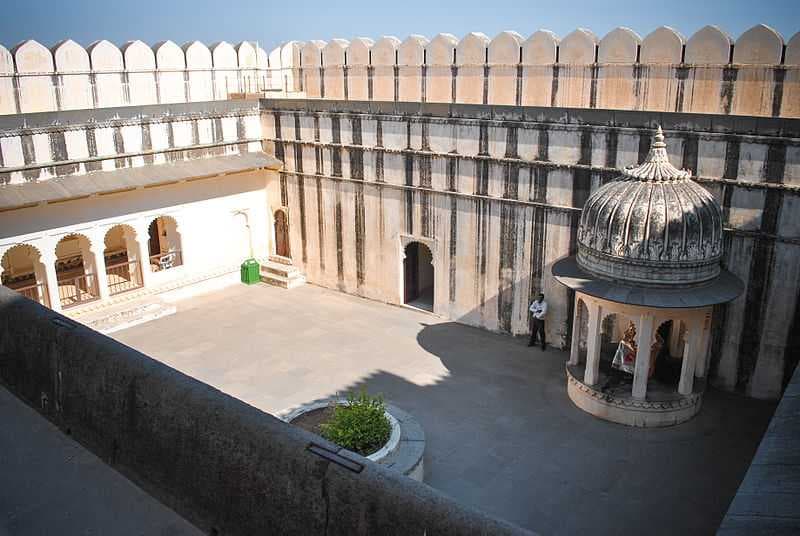 Surroundings of beautiful Badal Mahal