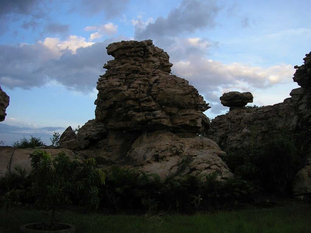 Oravakallu Rock Garden travel image