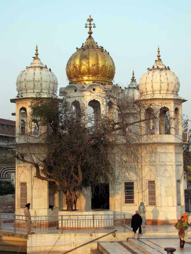 Alamgir travel image