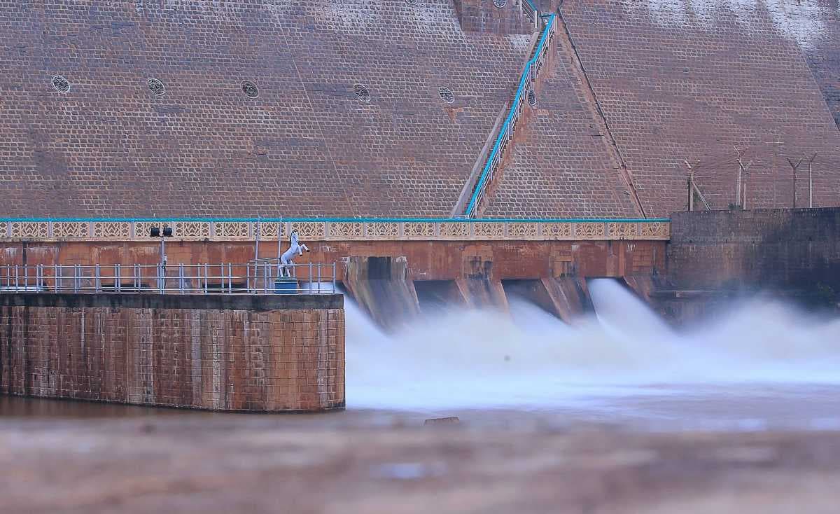 Vaigai Dam travel image