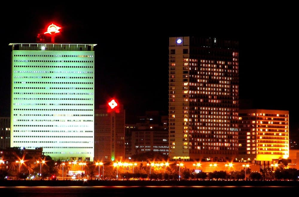 Marine Drive, Mumbai travel image