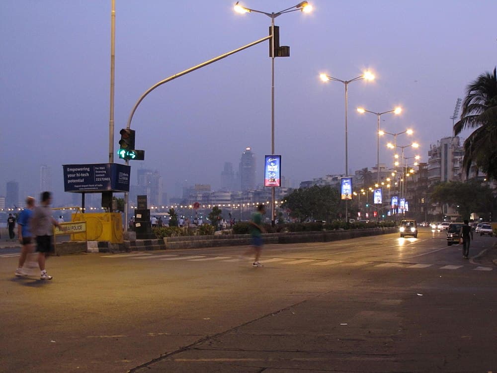 Marine Drive, Mumbai travel image