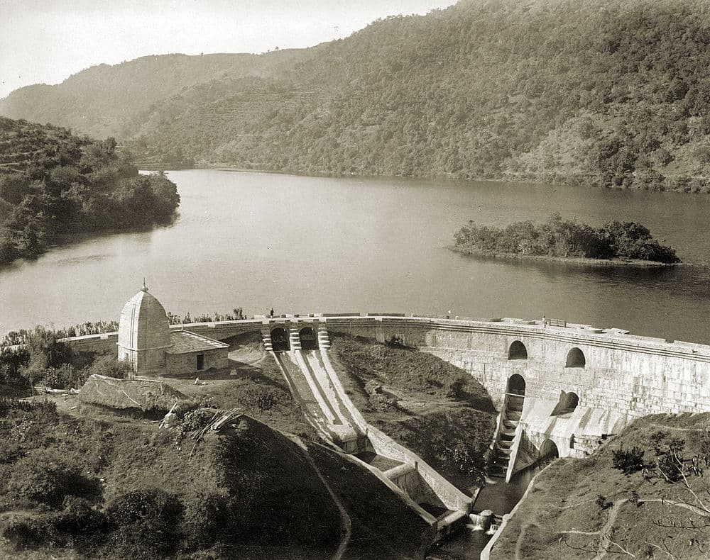 Bhimtal Lake travel image