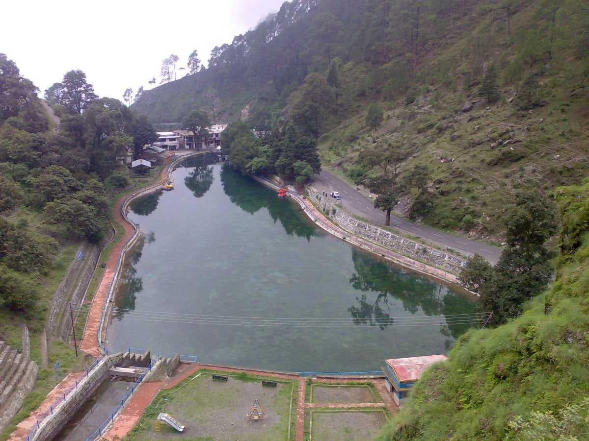 Sariyatal Lake