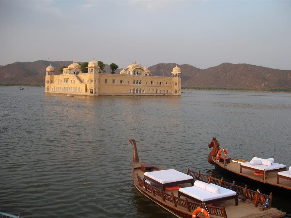Jal Mahal travel image