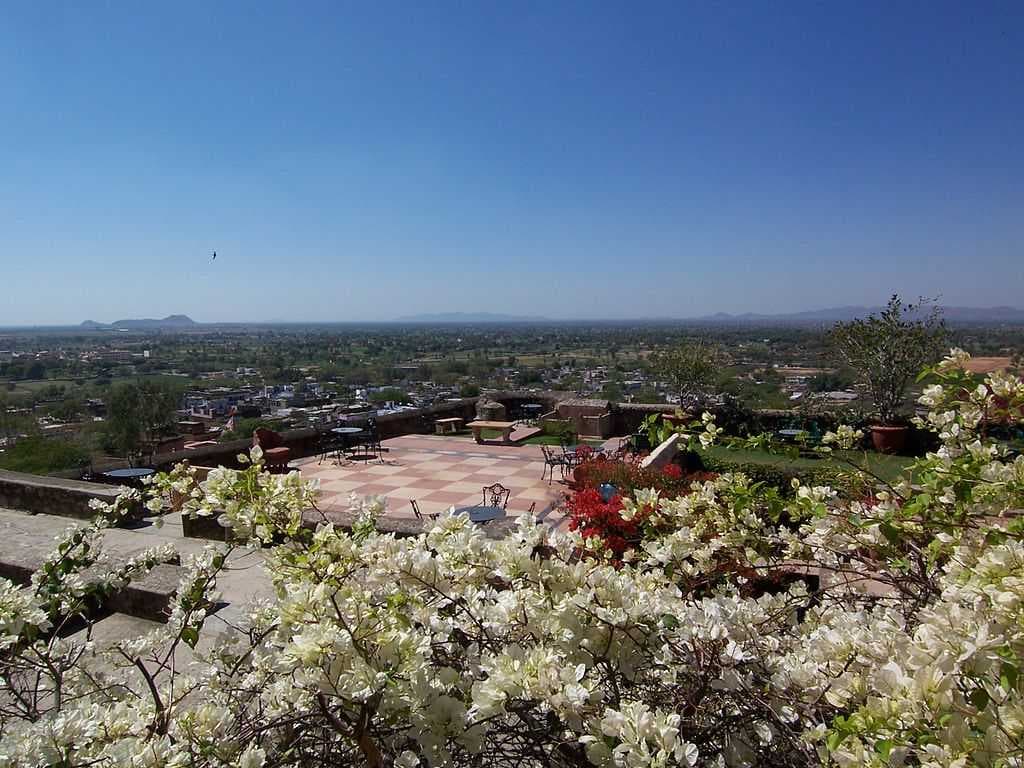 Neemrana travel image