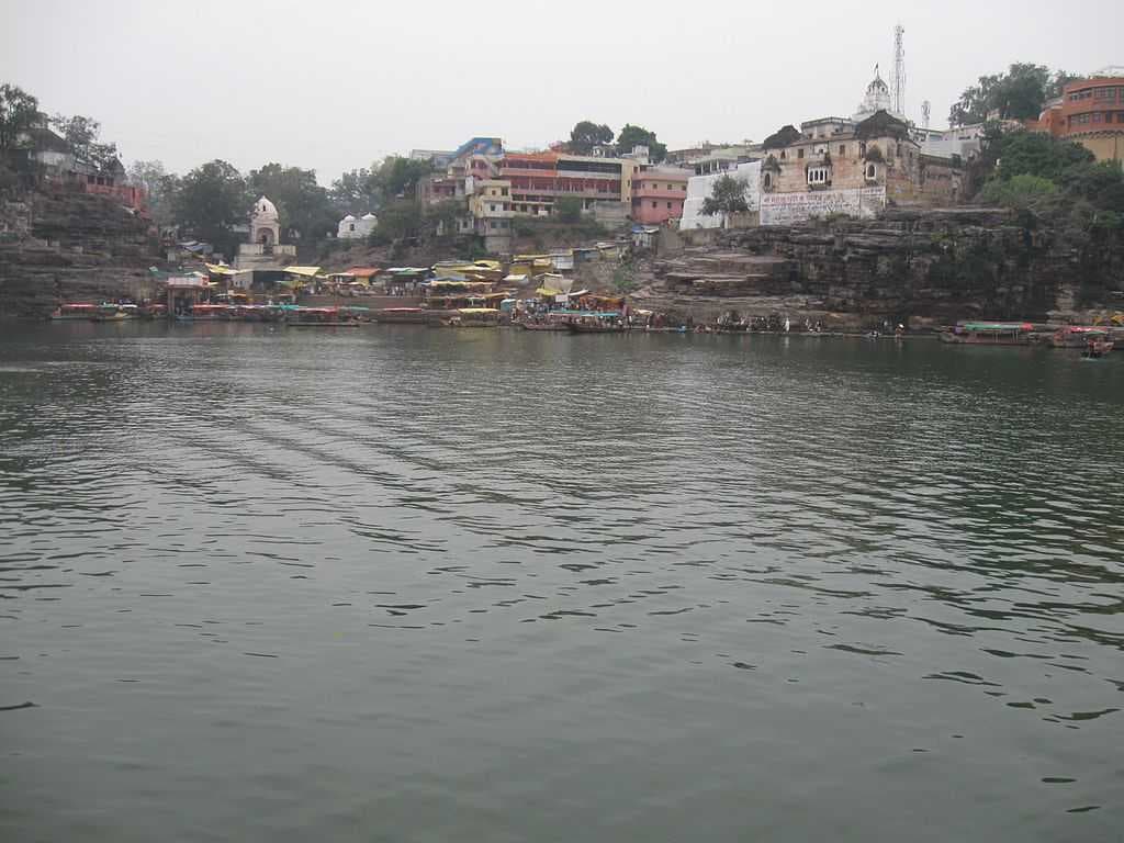 Omkareshwar Jyotirlinga temple travel image