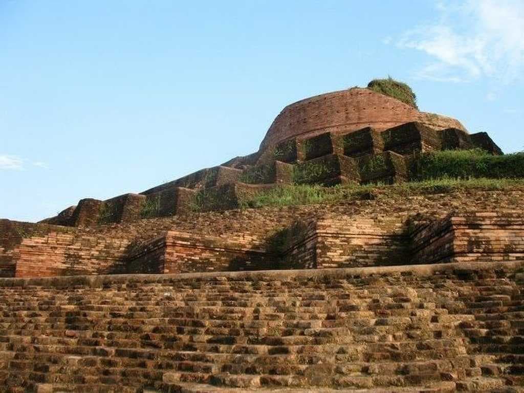 Kesaria Stupa, East Champaran travel image