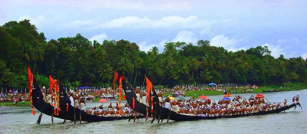 Aranmula Uthrattathi Boat Race