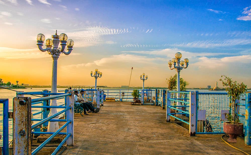Hussain Sagar Lake travel image