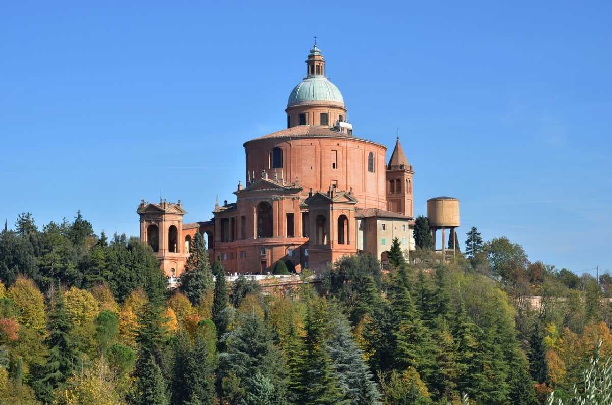 Bologna travel image