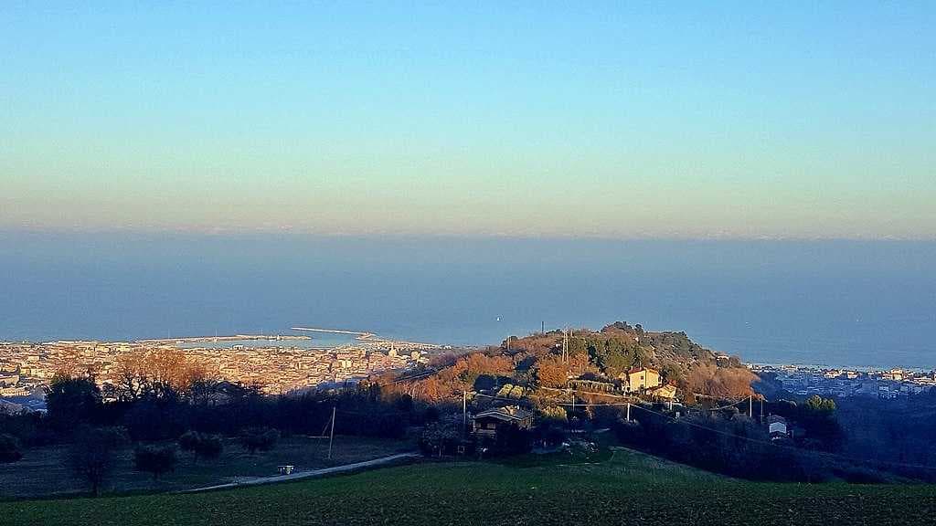San Benedetto del Tronto, panoramic view from the "Barattelle" contrada, the highest point in the city.
