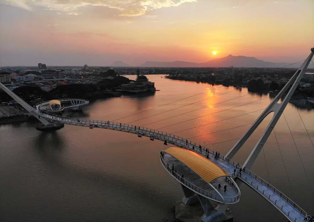 Darul Hana Golden Bridge - Sunset View