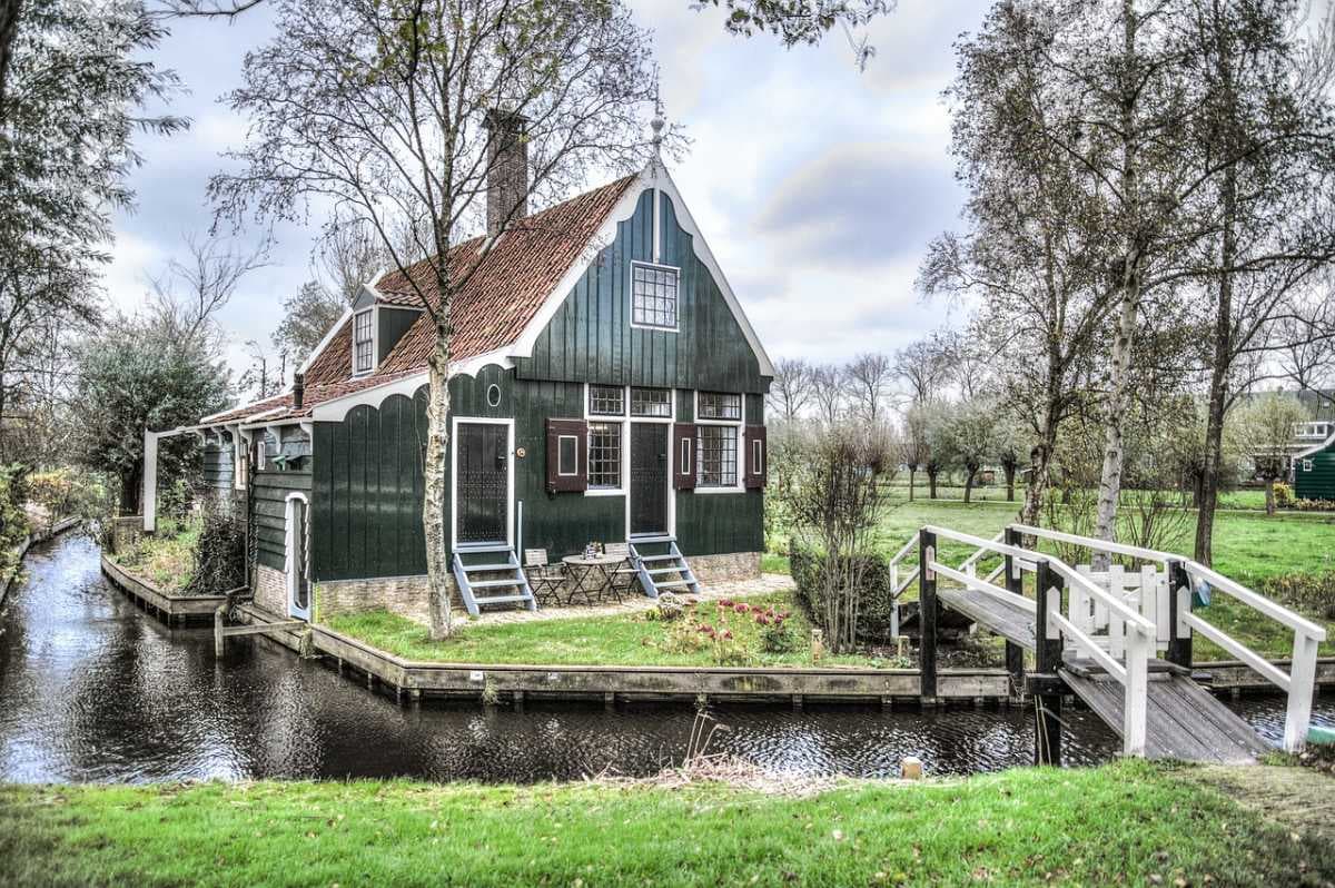 Amsterdam travel image