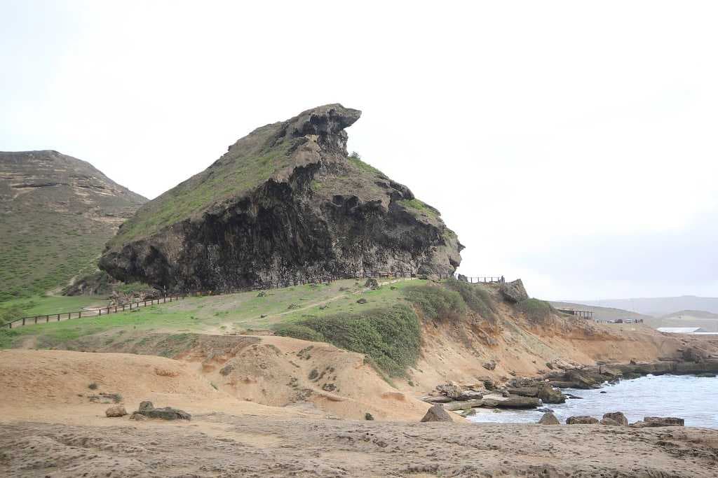 Beautiful rocks at Mughsail Beach