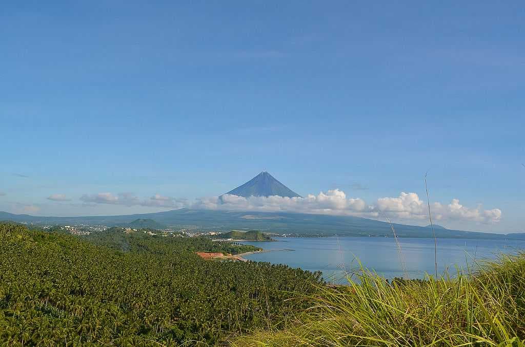 View to the north from Barangay Lamba located in the hilly southern areas of Legazpi
