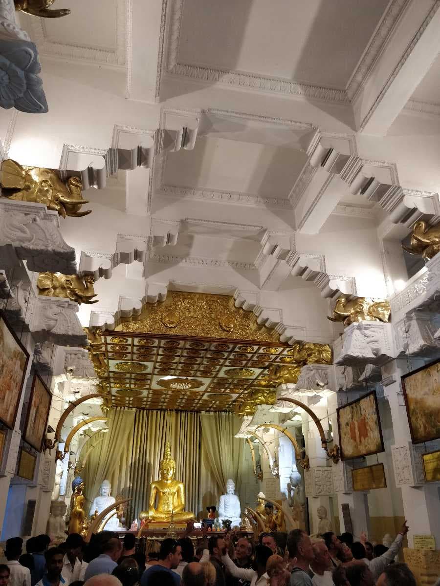 Temple of the Sacred Tooth Relic travel image