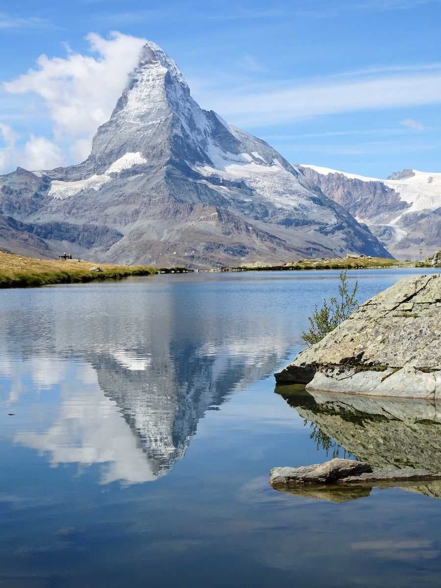 Five lake trail Zermatt (Lake Stellisee)
