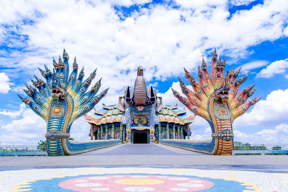Five-Headed Dragon Statue Wat Ban Rai