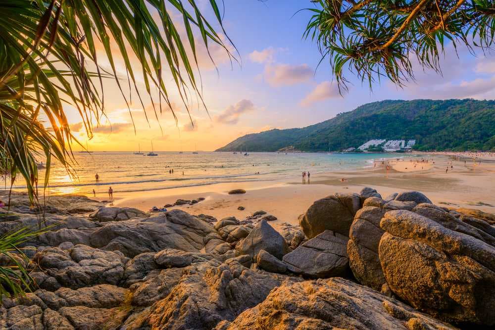 Nai Harn Beach - Ideal for Paddleboating