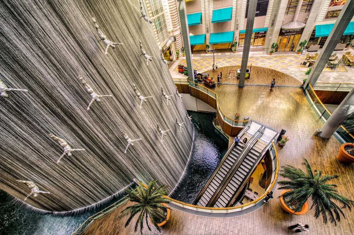 Dubai Mall & Dubai Waterfall