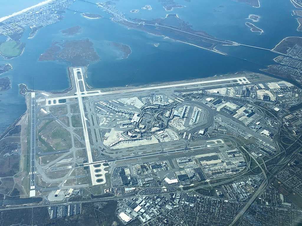 Queens travel image