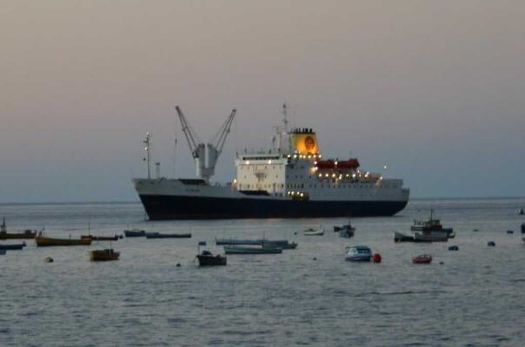 RMS St Helena in James Bay