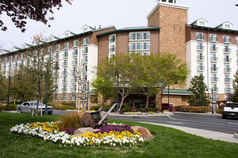 Facade of the Barona Resort and Casino (Source)