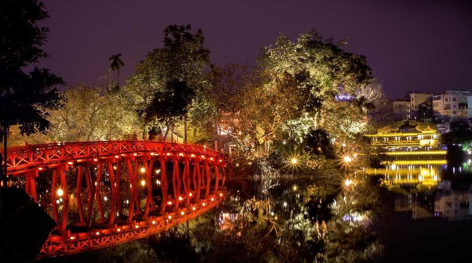 Hoan Kiem Lake